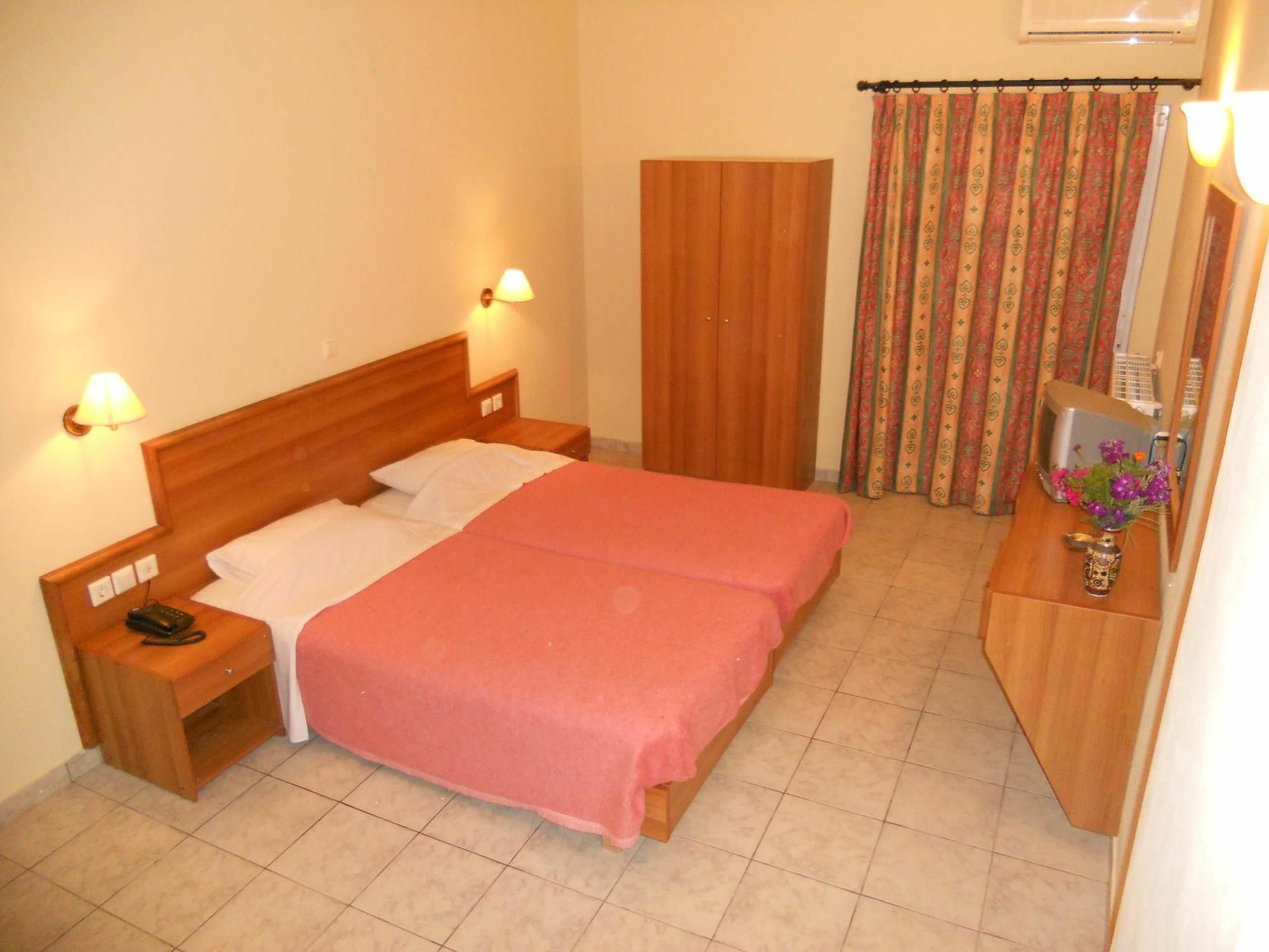 Volanakis Apartments Amoudara Lasithiou Buitenkant foto